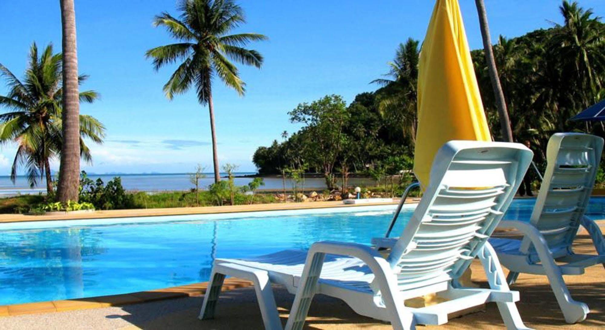 Phangka Paradise Resort Taling Ngam Beach Extérieur photo